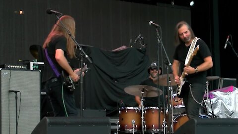 Guitars for Vets, a Kenosha nonprofit, rocks the Summerfest stage