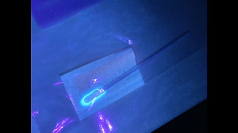 iHEALTH Swab glows neon blue. 3-4 weeks after saliva on test. September 2022