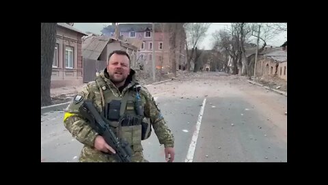 🇺🇦GraphicWar18+🔥Police in Mariupol Ask World For Weapons to Save Children & Elderly(CC Subt) #Shorts