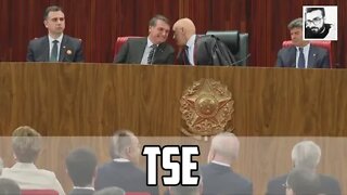 BOLSONARO E MORAES NA POSSE DO TSE