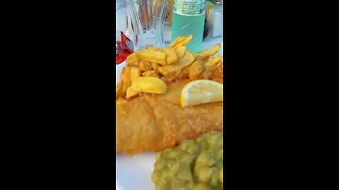 American Tries Real British Fish and Chips!