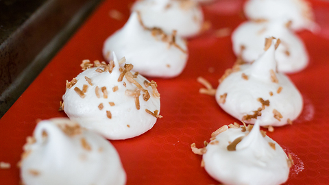 Toasted coconut meringue