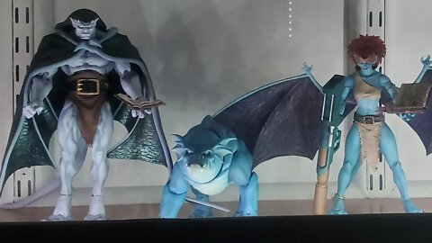 Den Knight Collectibles Episode 42: Bronx from NECA Disney's Gargoyles #unboxing #review