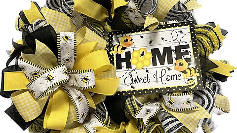 Bee Deco Mesh Wreath| Hard Working Mom |How to