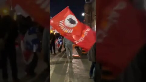 🇨🇦🚨 Truckers And Protesters Continue To Occupy Ottawa, Canada