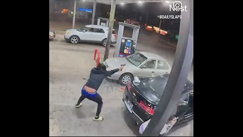 DRIVE BY SHOOTING📸🏪⛽️🚘💥🔫👀AT GAS STATION IN MEMPHIS🚗⛽️💫