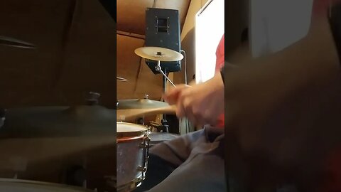 Groove Pattern. The practice room.