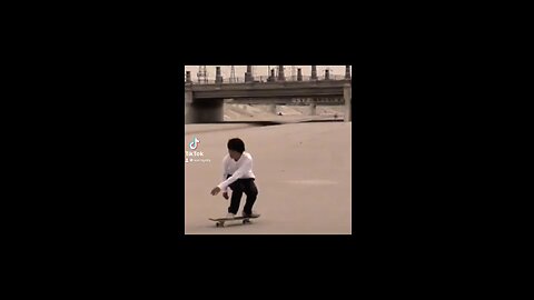 Dope skate video.