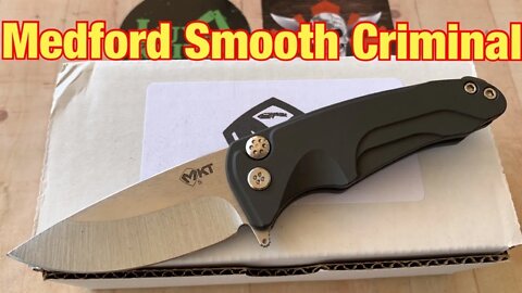 Medford Smooth Criminal button lock Knife / lightweight and well made !