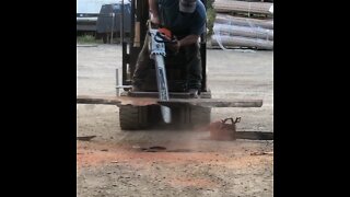 How to make a redwood resin table