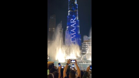 Stunning Dubai 🇦🇪fountain Show at burjkhalifa