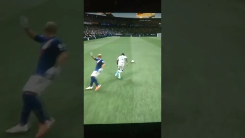 Rare clip of Antony getting nutmegged