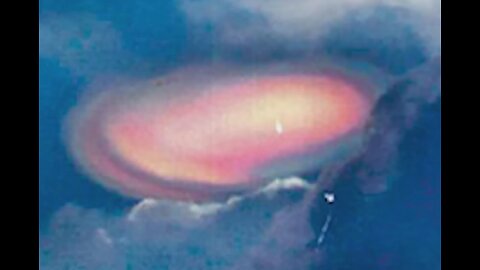 Amazing UFO Photograph Taken in Sri Lanka