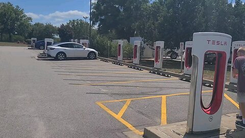 Tesla Charging Station Florance SC off of I95