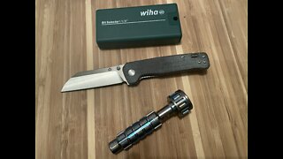 QSP Penguin Disassebly and 1st Use of Goodskrew Titanium Bit Driver pocket Knife EDC