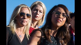 Lauren Boebert And Majorie Taylor Greene Remove Masks on House Floor