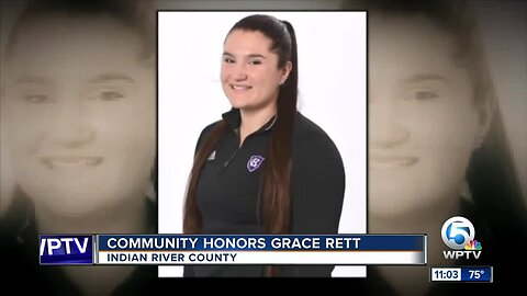 Gathering honors Holy Cross rower killed in Vero Beach crash