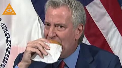 NYC Mayor Bill de Blasio in 2021: Enjoy your fries and a burger element.