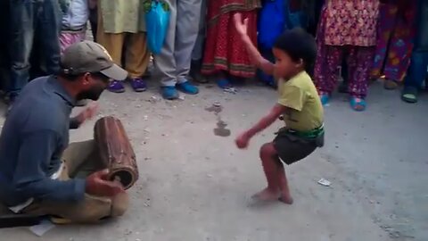 Small boy street dance/Toddler dance in public