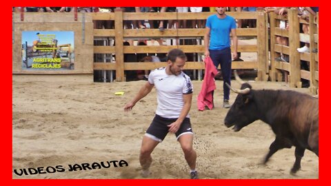 BARILLAS ( NAVARRA ) TARDE VACAS PLAZA ( JUEVES 4 AGOSTO 2022 ) ARRIAZU