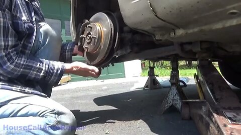 1998 Toyota Corolla Front Axle Shaft Replacement