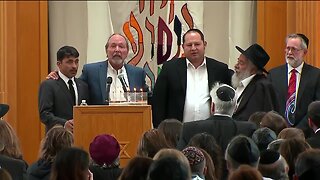 Funeral-goers sing 'God Bless America' at funeral for woman killed in Poway synagogue attack