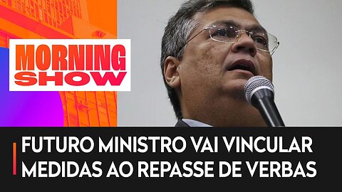 Flávio Dino quer menos armas para o povo e mais câmeras na PM