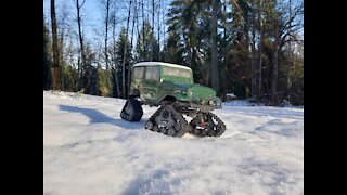 Traxxas TRX-4 FJ40 with TRAXX