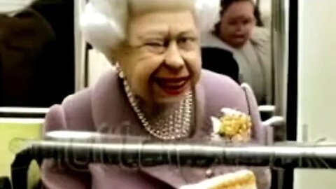 Rainha ELIZABETH andando de Metrô e Comendo BOLO - IA. #elizabeth @historyoftheworld852