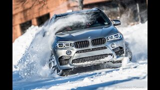 BMW X5 drifting in snow winter