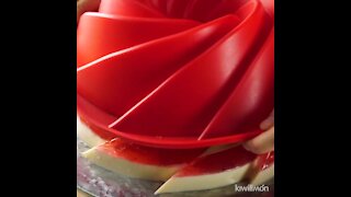 Vanilla, strawberry and chocolate gelatin