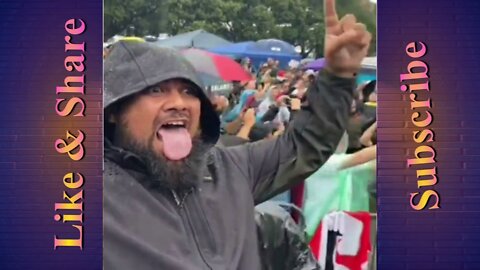 The Māori from New Zealand know how to protest. Incredible.😃😃