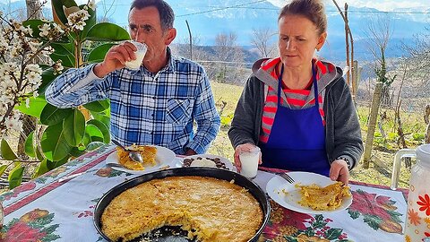 Lakrori me Lakra qe shkrihet ne Gojë ! Best Cabbage PIE Ever !