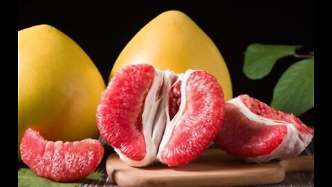 Huge Pomelo Fruits