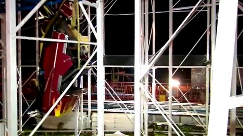 2 people fall 34-feet after roller coaster derails