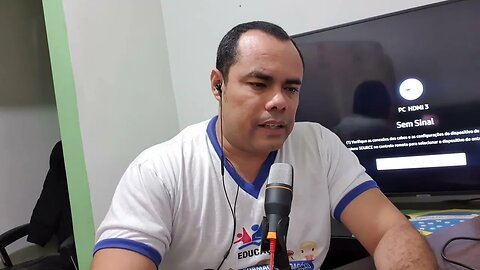 Marcos do Val revela divórcio em dia de operação e acusa Moraes de usar PF para achar pen drive!