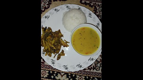 lauki aur aalu ki bhaji Bengali style ma😋🤤