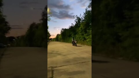 SUZUKI BANDIT BACK FIRING EXHAUST FLAMES