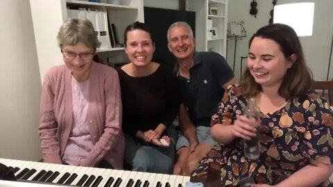 Sabbath Singalong #72 | Marjorie, Sandra, Gary, Erin & Calum Entermann