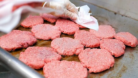 American Food - FIVE GUYS Cheese Burgers and Fries America Fast Food