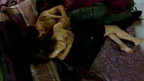 How can they make hot scenes like this. who knows 🤔?