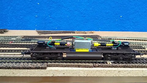 Athearn F45 rebuild vs. 15 inch radius curve