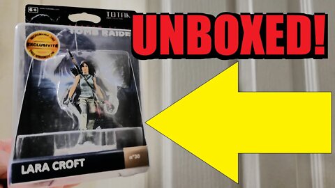 Unboxing another Lara Croft Totaku Figurine!