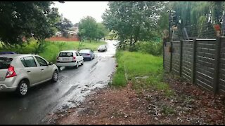 Rain causes flash flooding in Johannesburg (7pG)