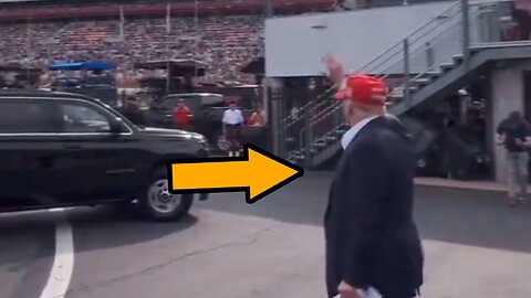 Trump pretends crowd is cheering for him (they can't even see him