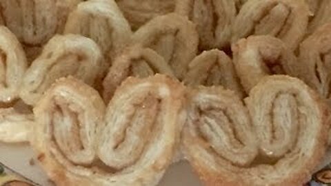 Cinnamon Elephant Ears (Palmiers)