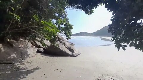 PRAIA DESERTINHA NA BARRA DO UNA EM PERUIBE SP / PONTOS TURÍSTICOS EM PERUIBE SP