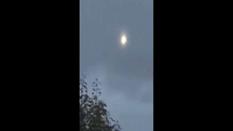 UFO or UAP sightings like photo flashes