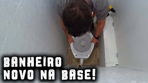 Instalando o banheiro permanente! - Base Container