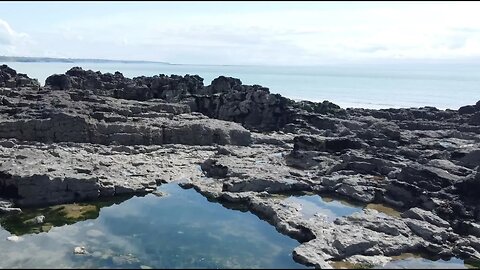 Porthcawl Drone: a rocky low fly